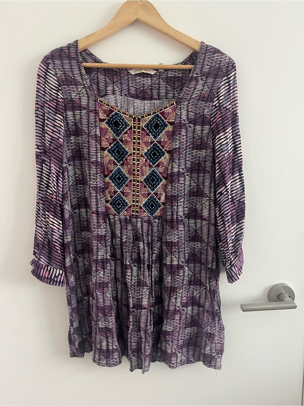 Soft Surroundings Elara Tunic Top M Sunset Purple Embroidered Boho Tribal